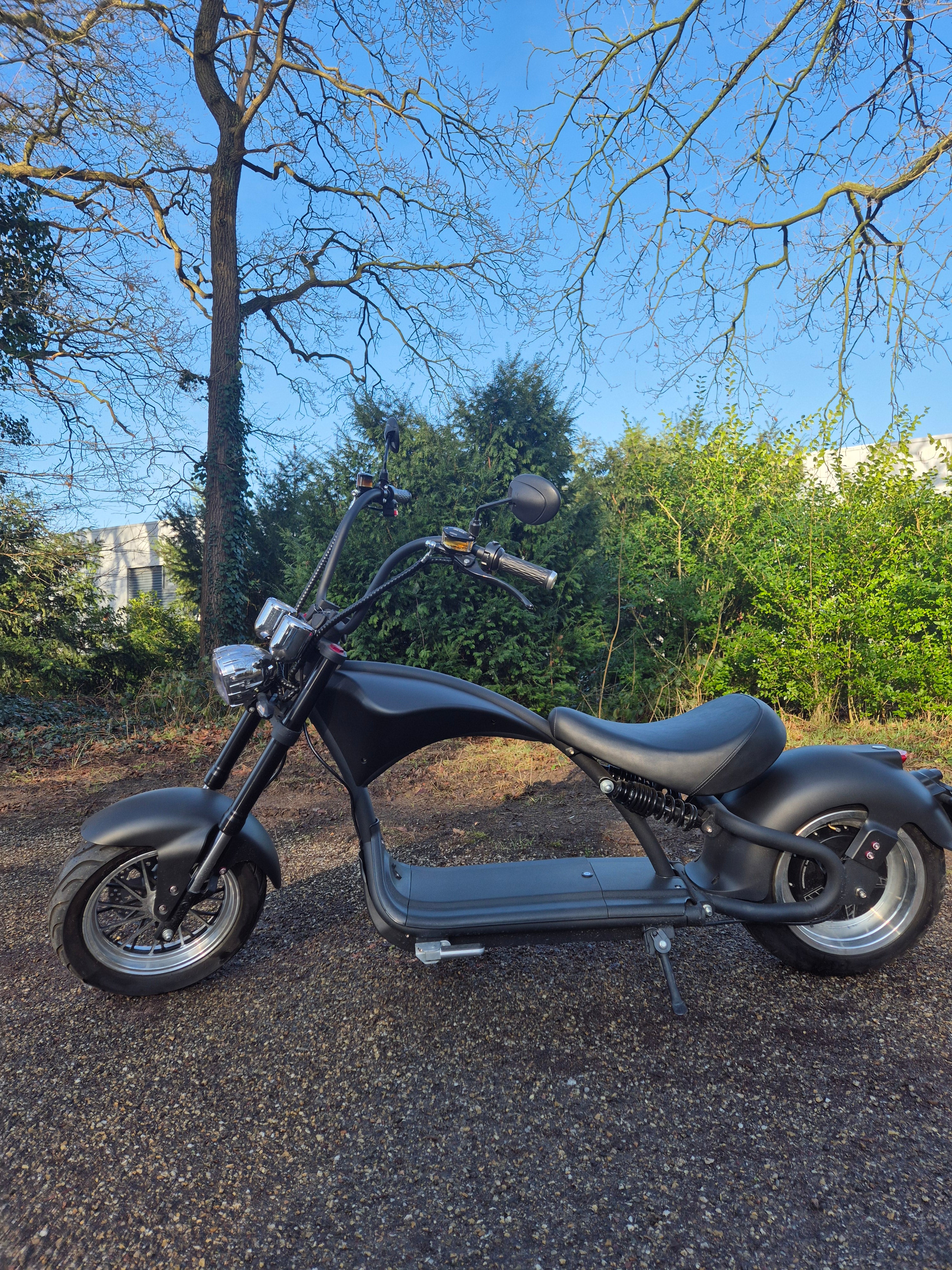 E-chopper M1P - Mat Zwart - 20AH