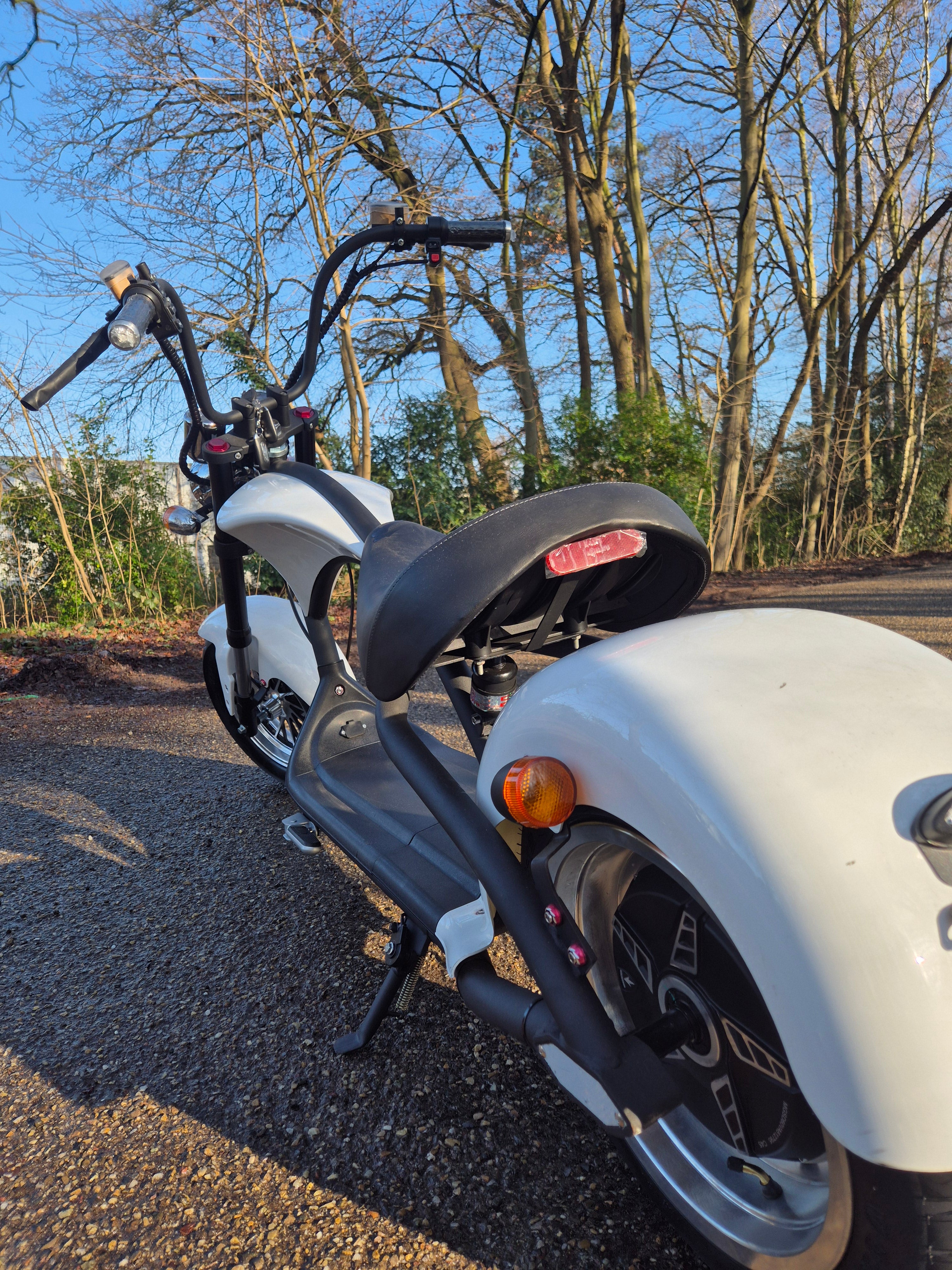 Demo Model - E-chopper M1 - Glans Wit - 20AH