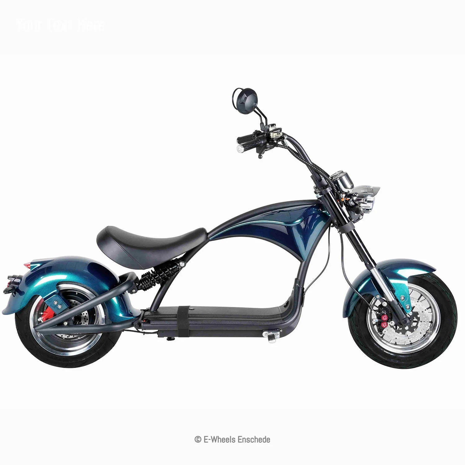 E-chopper M1P diamond blauw met een zwarte zadel