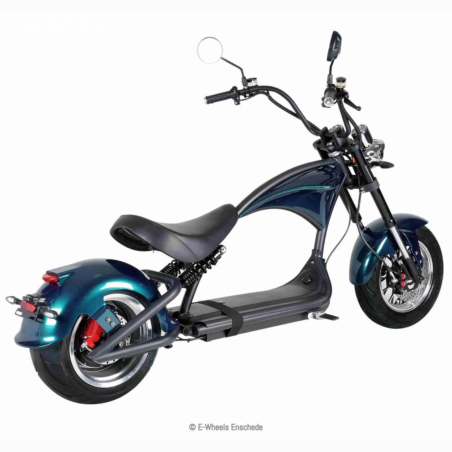 E-chopper M1P diamond blauw met een zwarte zadel